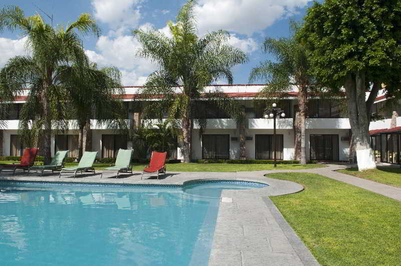 Real De Minas Poliforum Leon Exterior photo